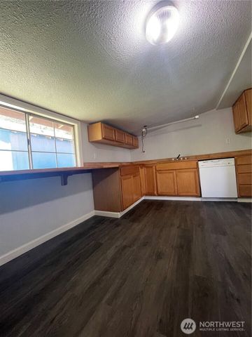 19029 Renton-Maple Valley Road SE, Maple Valley, WA 98038