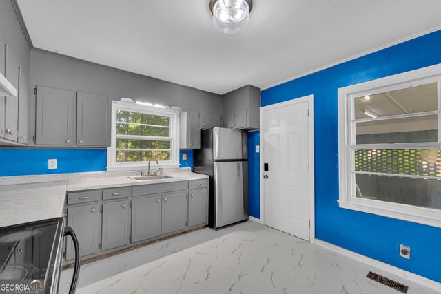 312 Hilltop Lane, Toccoa, GA 30577