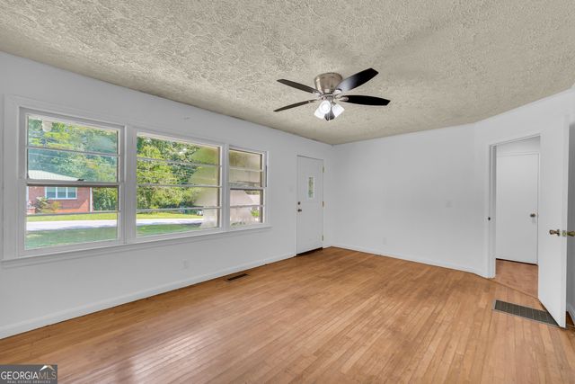 312 Hilltop Lane, Toccoa, GA 30577
