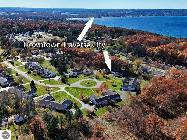 7177 Cherrywood Court, Traverse City, MI 49686