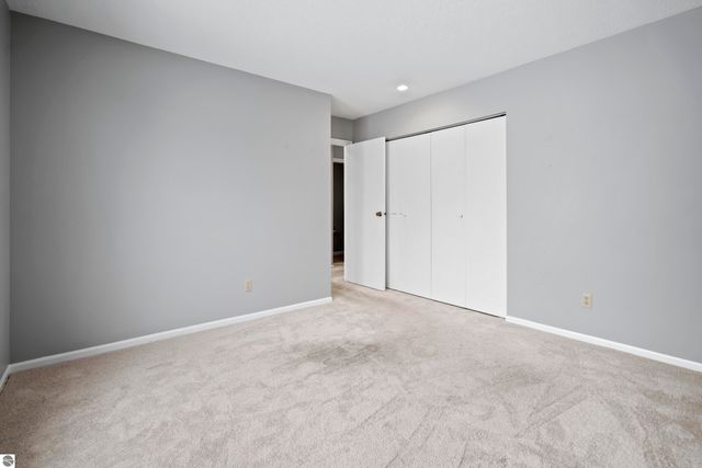 7177 Cherrywood Court, Traverse City, MI 49686