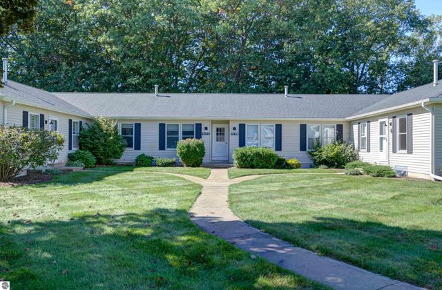 7177 Cherrywood Court, Traverse City, MI 49686