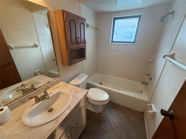 116 1ST AVENUE, Nokomis, FL 34275