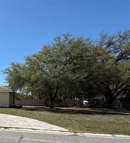 116 1ST AVENUE, Nokomis, FL 34275