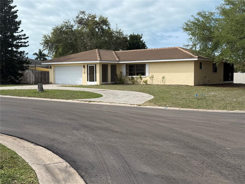 116 1ST AVENUE, Nokomis, FL 34275