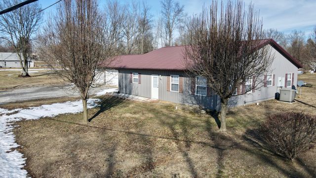 601 S Cherry Street, West Frankfort, IL 62896