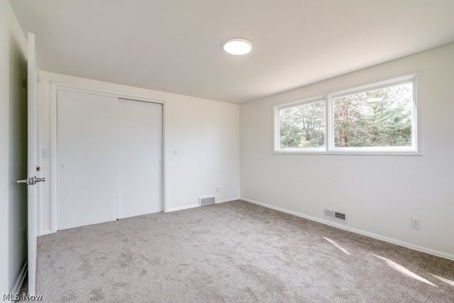 419 Briar Avenue NE, North Canton, OH 44720