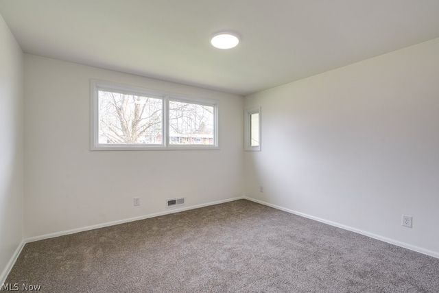 419 Briar Avenue NE, North Canton, OH 44720