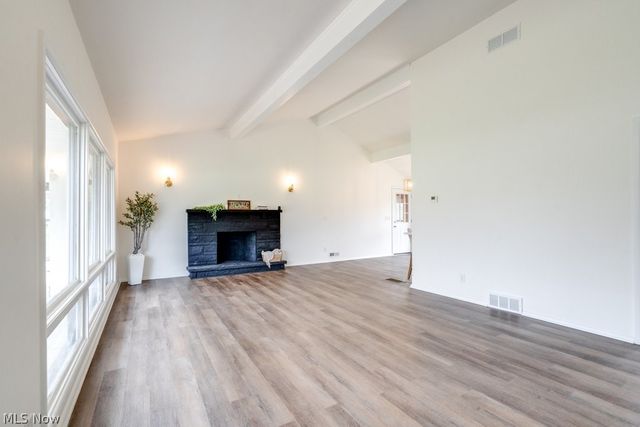 419 Briar Avenue NE, North Canton, OH 44720