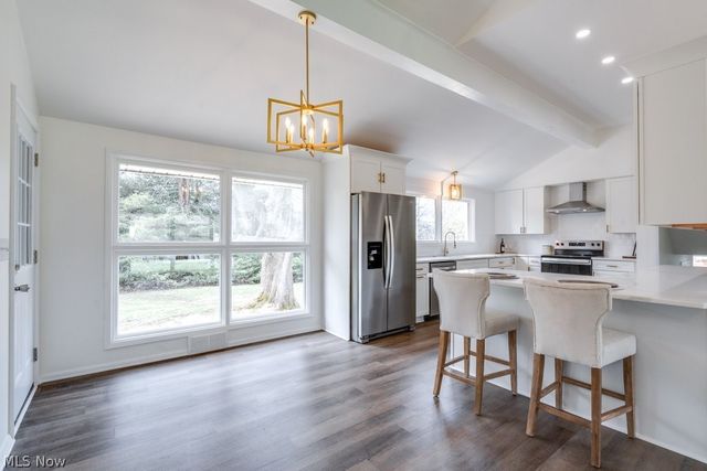 419 Briar Avenue NE, North Canton, OH 44720