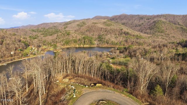 Lot 25 Eagle Ridge Parkway, Butler, TN 37640