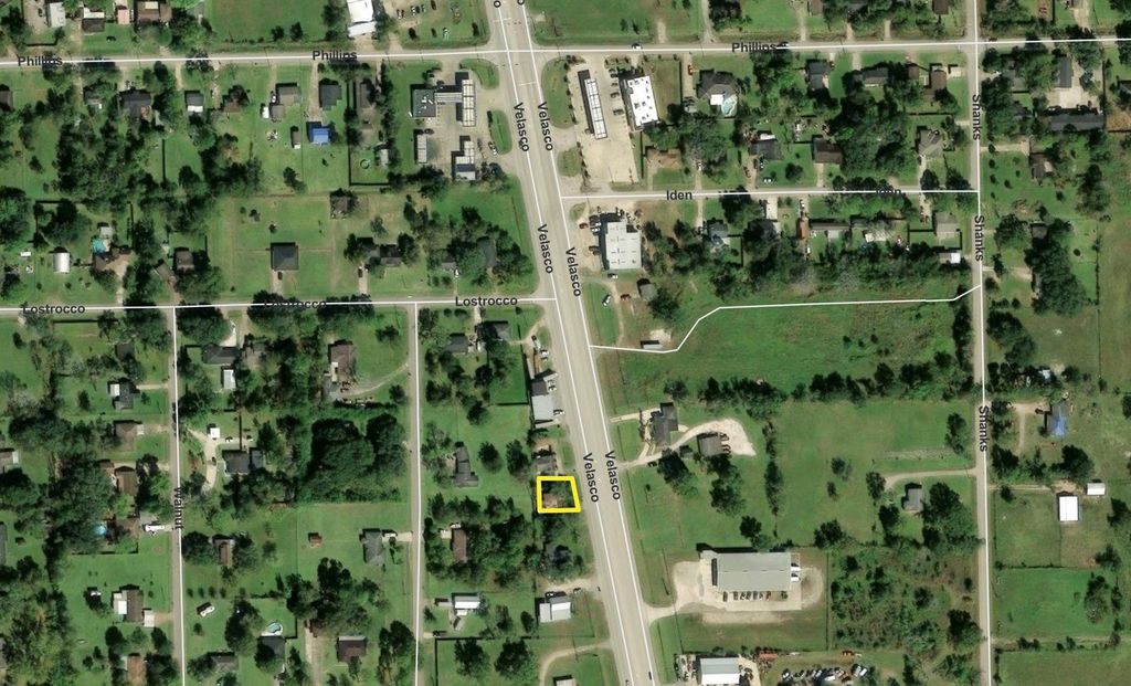 2212 S Highway 288b, Angleton, TX 77515