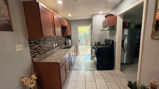 4500 Reed Street, Fort Worth, TX 76119