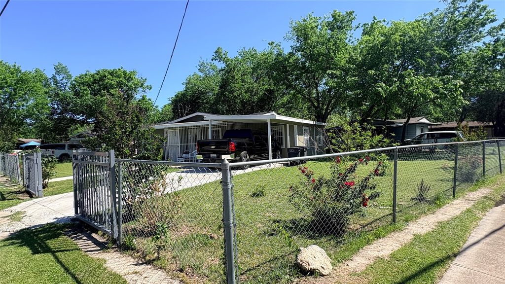 4500 Reed Street, Fort Worth, TX 76119