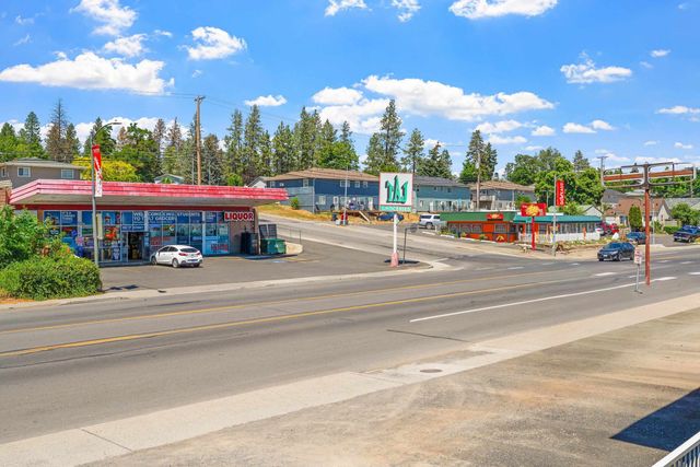 1115 1st St, Cheney, WA 99004