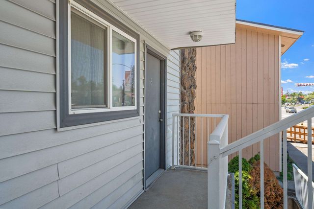 1115 1st St, Cheney, WA 99004