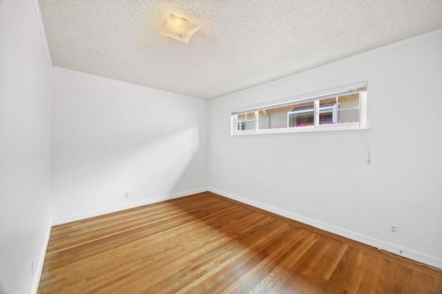 1513 Edinburgh St., San Mateo, CA 94402