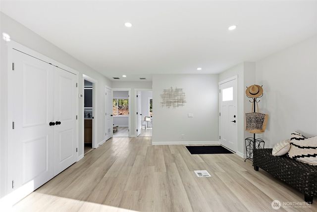 30201 S Creek Road E, Graham, WA 98338