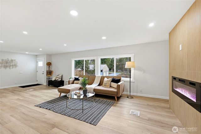 30201 S Creek Road E, Graham, WA 98338