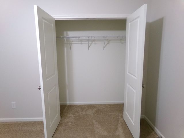 106 Pinewood Ln, Dothan, AL 36305