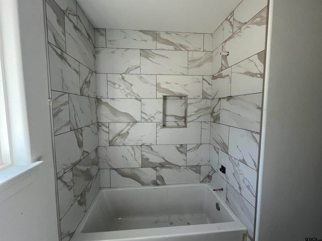 564 CR 2745, Mineola, TX 75773