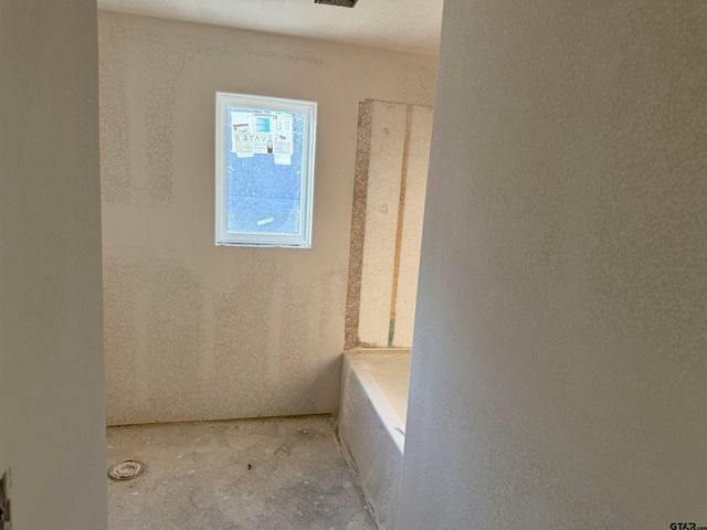 274 CR 2745, Mineola, TX 75773