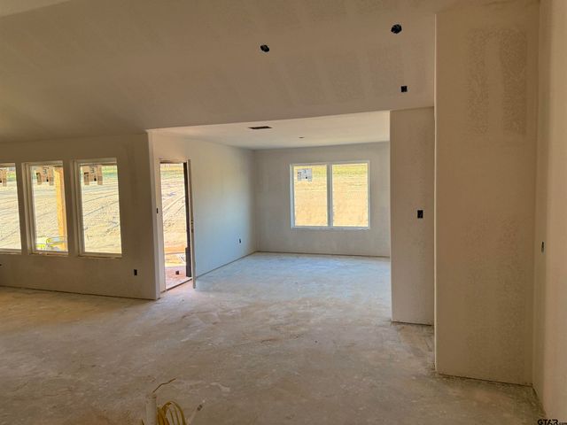 274 CR 2745, Mineola, TX 75773