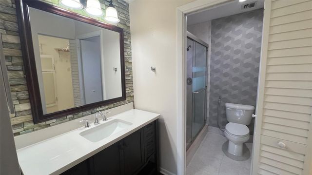 14 FLINT Way 14, Boynton Beach, FL 33426