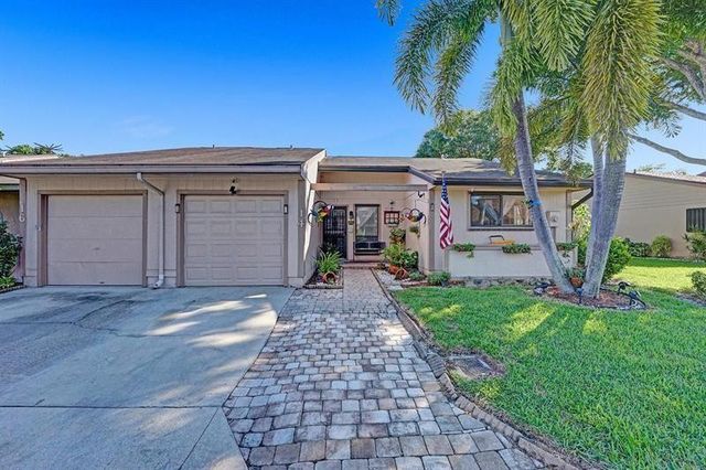 14 FLINT Way 14, Boynton Beach, FL 33426