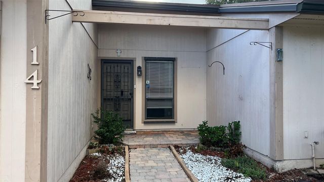 14 FLINT Way 14, Boynton Beach, FL 33426