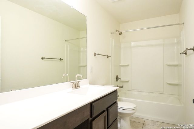 5527 CASTLE BROOK DR, San Antonio, TX 78218