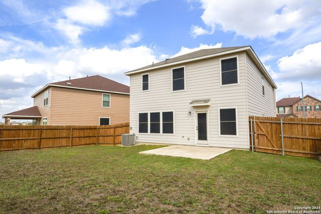 5527 CASTLE BROOK DR, San Antonio, TX 78218