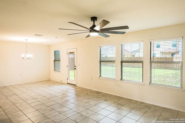 5527 CASTLE BROOK DR, San Antonio, TX 78218