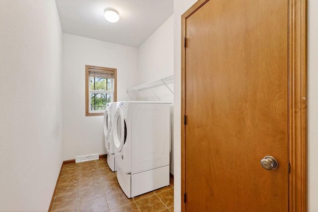 3026 Winter Park Place, Madison, WI 53719