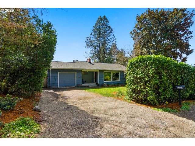 3734 Sw HAMILTON St, Portland, OR 97221