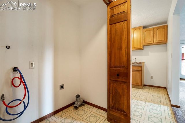 57 Aspen Circle, Divide, CO 80814