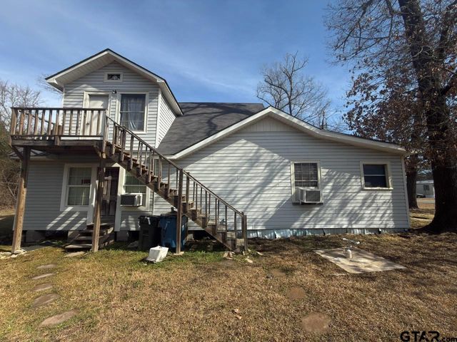 20369 Parkside Dr, Chandler, TX 75758