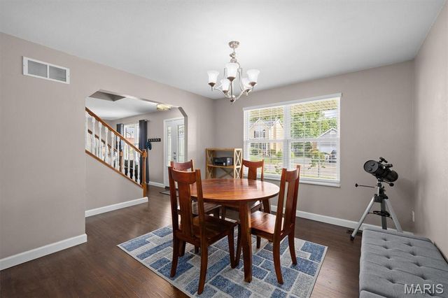 1511 Nottinghill Drive, O'fallon, IL 62269