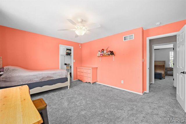 1511 Nottinghill Drive, O'fallon, IL 62269