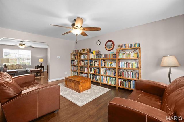 1511 Nottinghill Drive, O'fallon, IL 62269