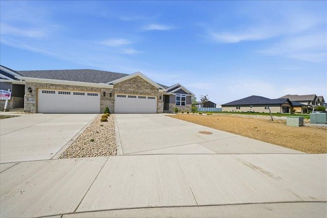 13442 Madison Avenue, Cedar Lake, IN 46303