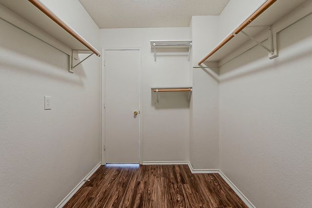 7702 Harbor Drive, Rowlett, TX 75088