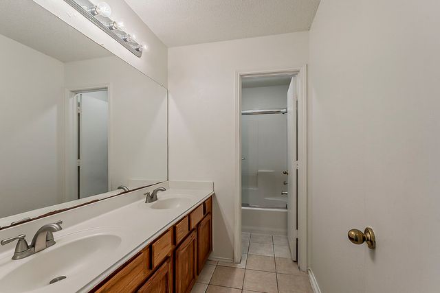 7702 Harbor Drive, Rowlett, TX 75088
