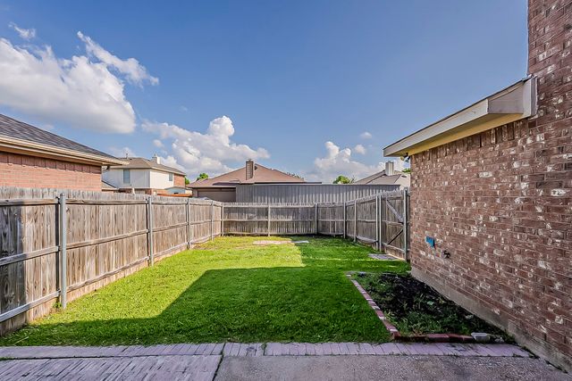 7702 Harbor Drive, Rowlett, TX 75088