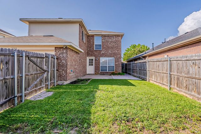 7702 Harbor Drive, Rowlett, TX 75088