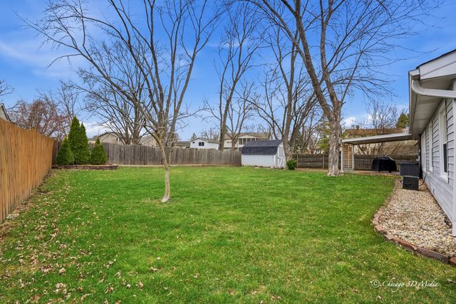 115 Red Bridge Road, Lake Zurich, IL 60047