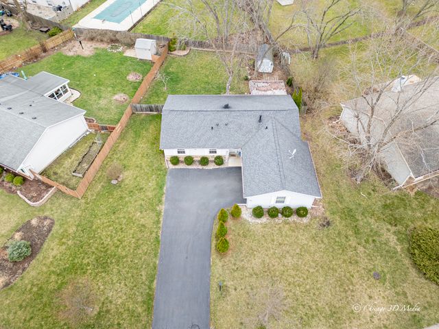 115 Red Bridge Road, Lake Zurich, IL 60047