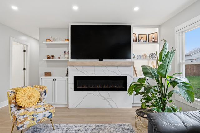 115 Red Bridge Road, Lake Zurich, IL 60047