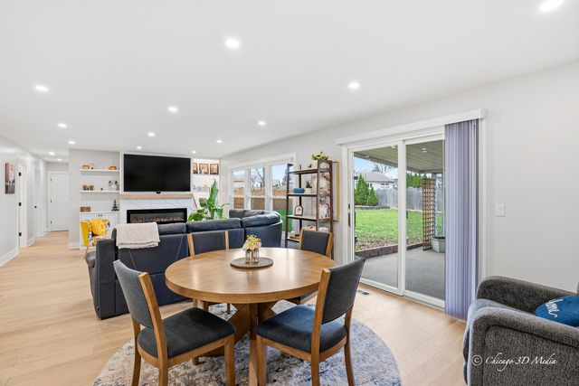 115 Red Bridge Road, Lake Zurich, IL 60047