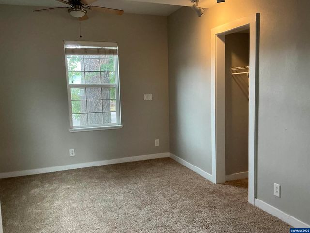 908 Water Av NE, Albany, OR 97321